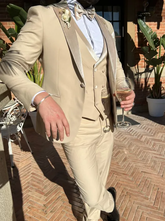 beige smoking