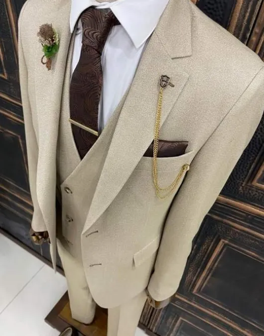 beige_trouwpak_3.webp Beige trouwpak