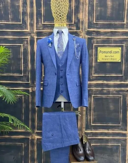 blauw_geruit_katoenen_pak_5.webp Blauw geruit katoenen pak