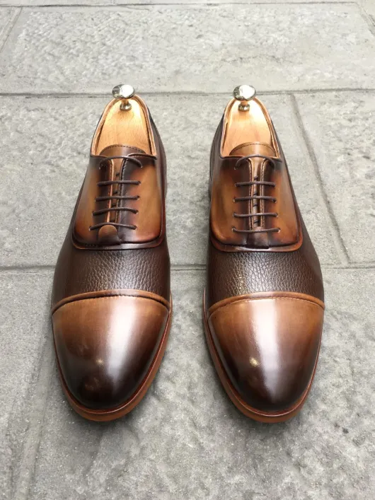 Bruin-cognac handmade kalfsleren veterschoenen