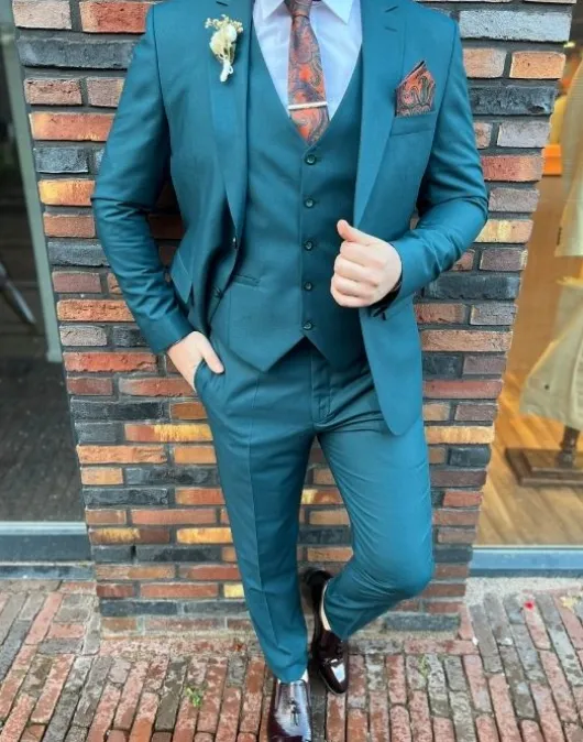 donker_groen_kostuum_3.webp Donker Groen Kostuum