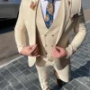 Licht beige Trouwpak met grof linnen look