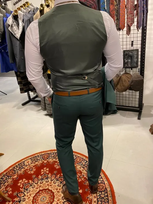 Pine green dennengroen trouwpak