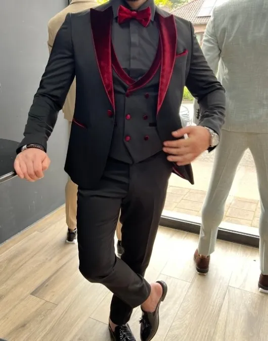 Rode Kraag Zwarte Tuxedo