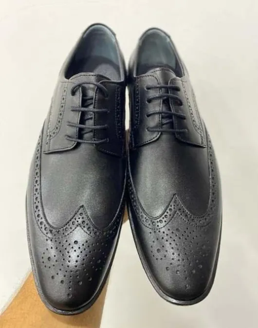 SC14 Zwarte Veterschoenen